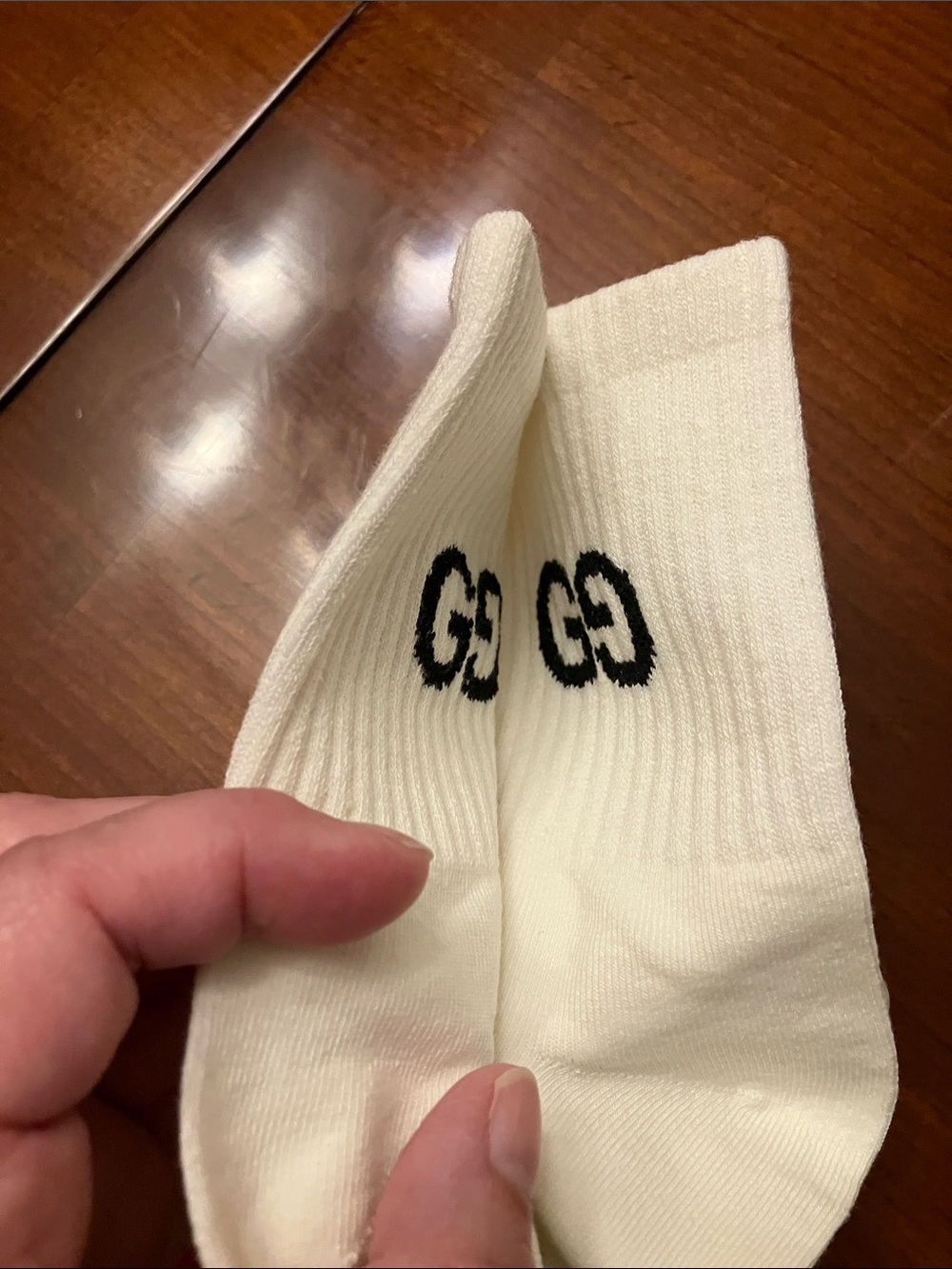 GUCCI. Women’s Perfume & Men’s Socks. A gift for each of you!!! Both are NWT!!! - Picture 11 of 12